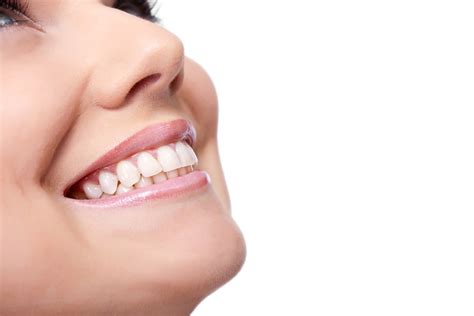 Natural Teeth Whitening: The Magic Home Remedies for Brighter Teeth
